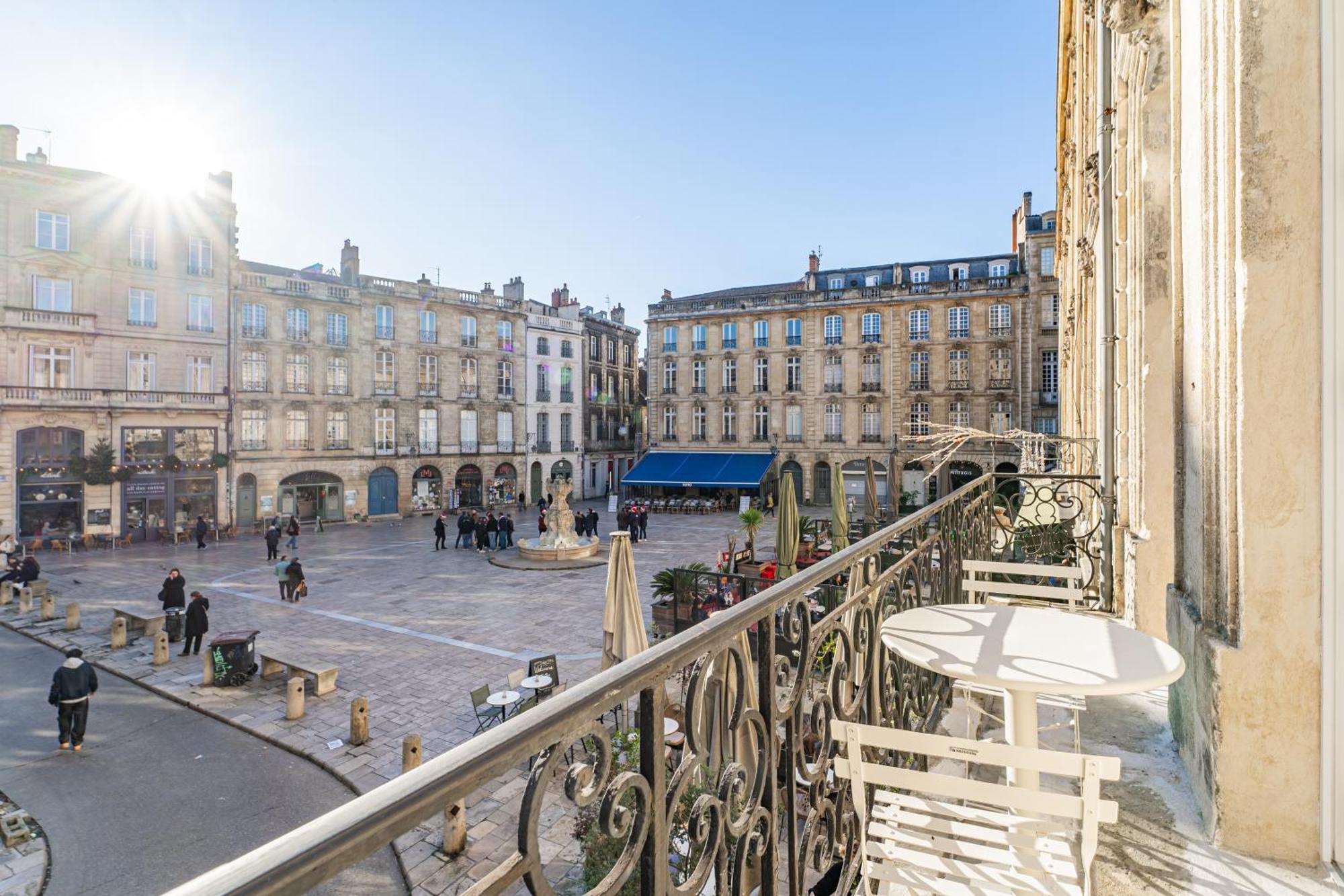 Elegant Appartement Place Du Parlement Pour 4 Personnes Bordeaux Exterior photo